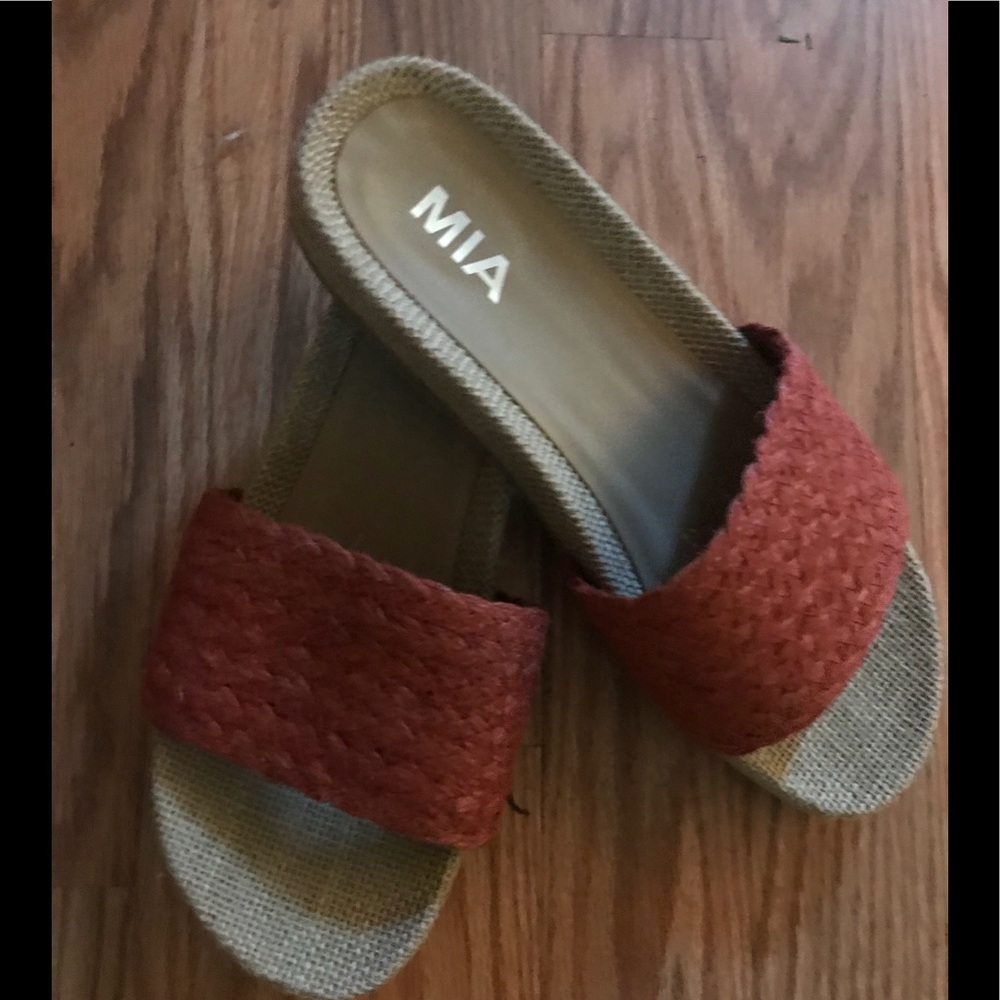 ❌SOLD❌NIB Never Worn MIA Brick Jute Sandals - Picture 2 of 4